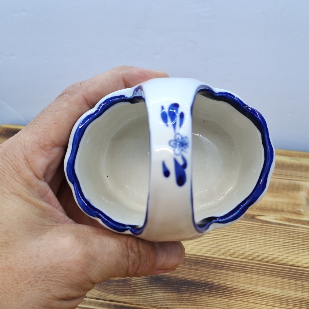 Blue and White Porcelain Handled Basket with Windmill Scene Unbranded‎ - Picture 7 of 9